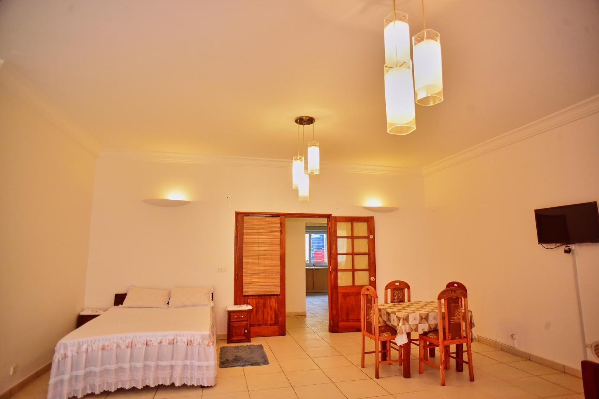 Sara Chambre D'Hotes Antananarivo Exterior photo